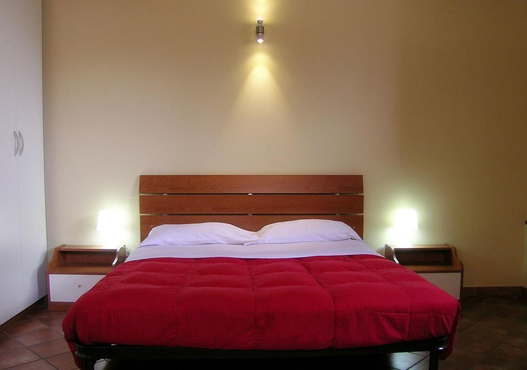 Politi Aparthotel Catane Extérieur photo